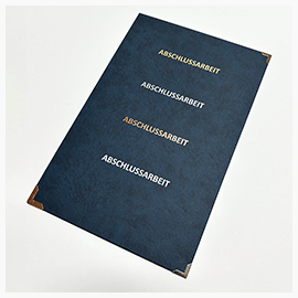 Abschlussarbeiten im Hardcover Kunstleder Blaues Cover mit allen Farben für den Coverdruck und Buchecken