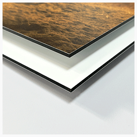 Fotos auf Alu-Dibond Platten - glatte Oberfläche Nahansicht der Alu-Platte